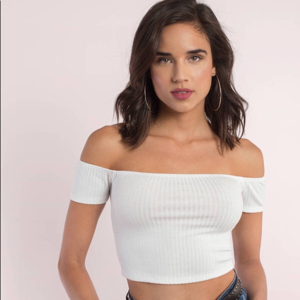 White Ribbed Crop Top